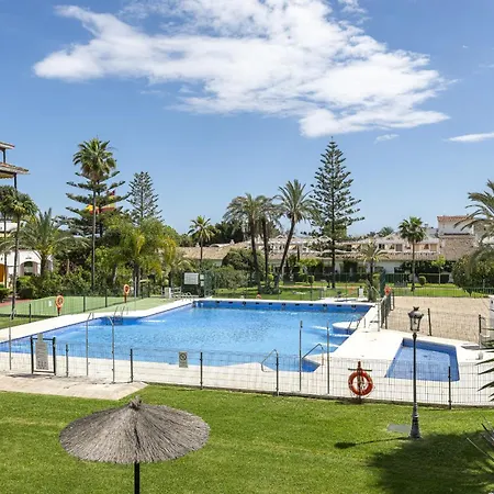 Estudio En La Carolina - Piscina - Pista De Tenis شقة *